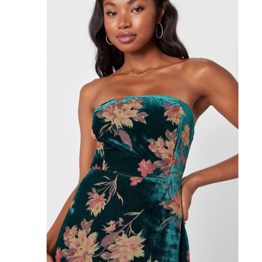 Lulu's Real Allure Floral Burnout Velvet Strapless Maxi Dress in Emerald Med. - Picture 9 of 10